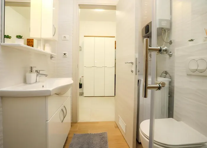 Margarita アパート ザダル