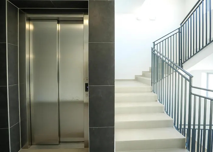 アパート Margarita ザダル