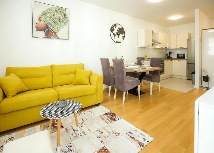 アパート Margarita ザダル